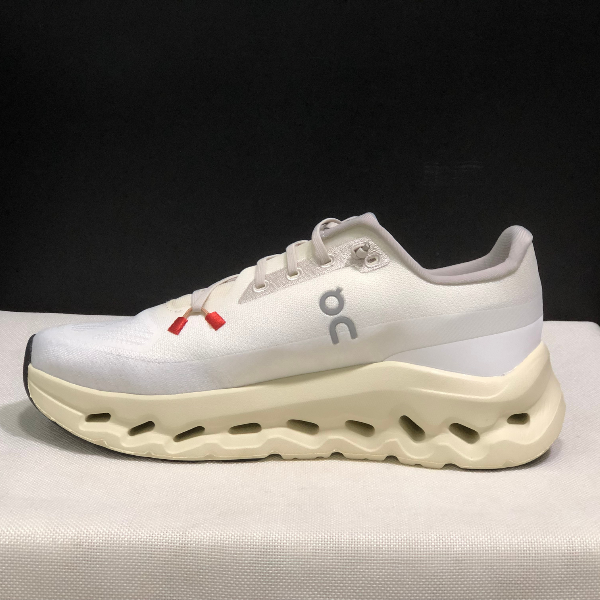 Cloudtilt - Sand Cream